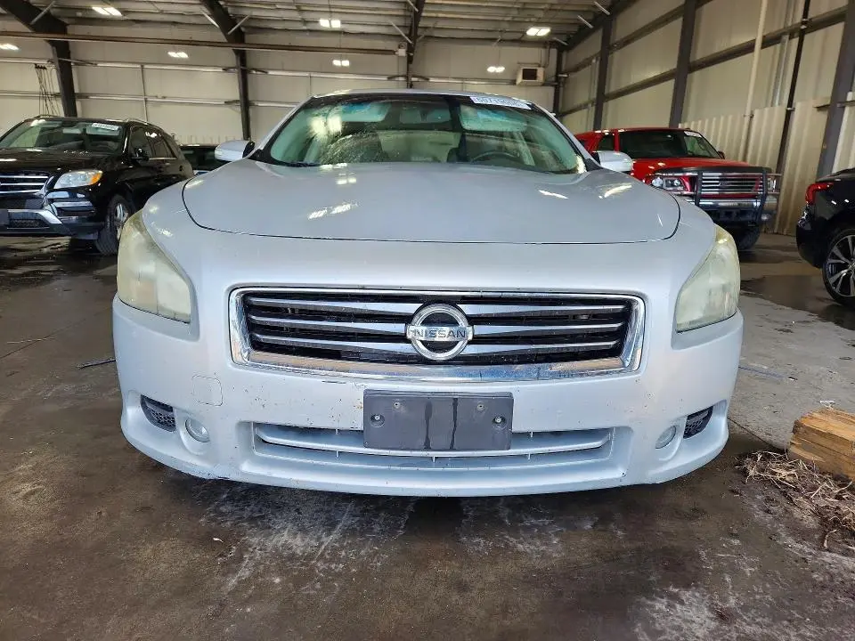 2012 NISSAN MAXIMA S  