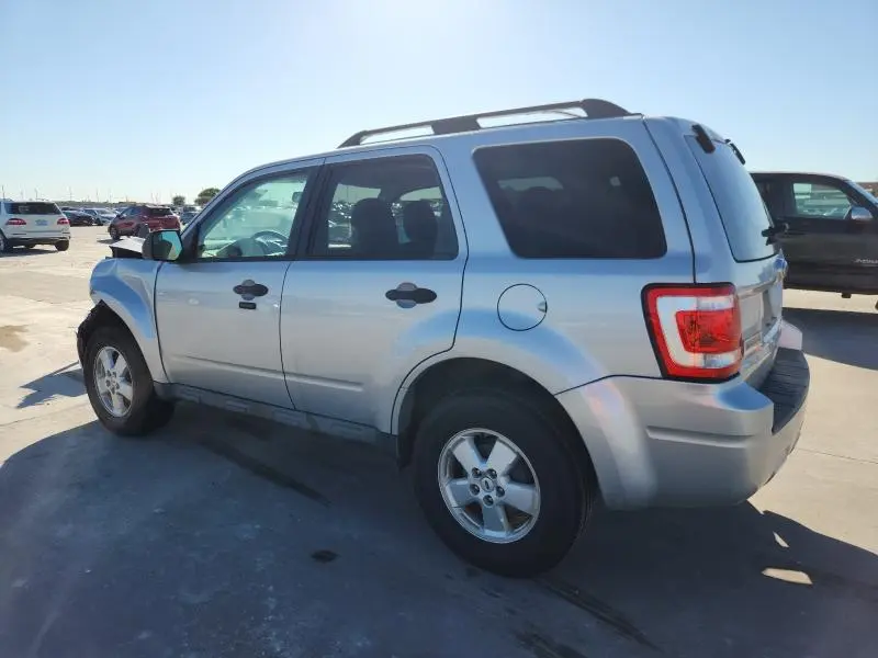 2012 FORD ESCAPE XLT  