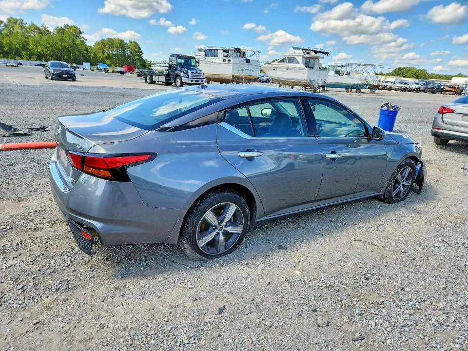 2019 NISSAN ALTIMA SL  