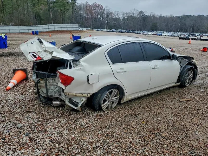 2013 INFINITI G37   