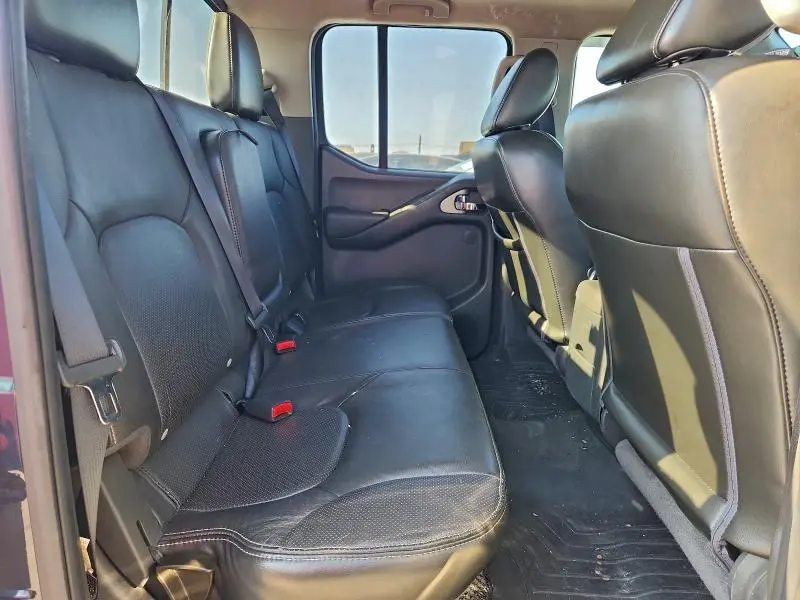 2016 NISSAN FRONTIER S  