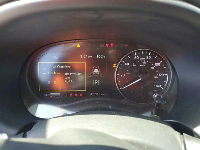 2021 NISSAN KICKS SV  