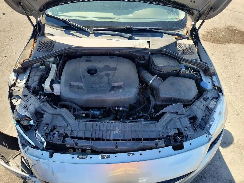 2017 VOLVO S60   