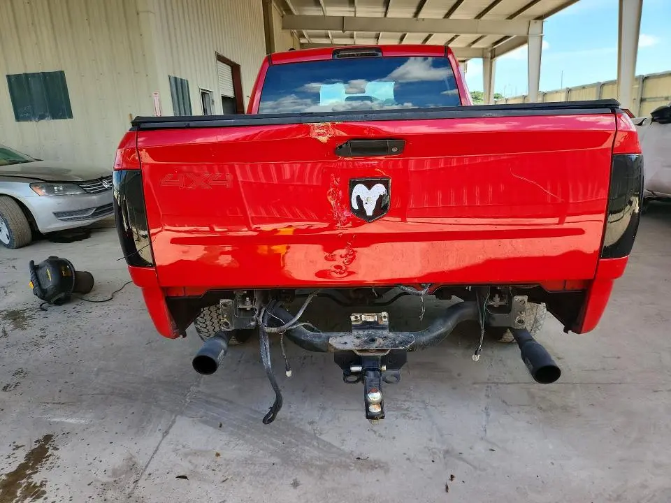 2014 RAM 1500 ST  
