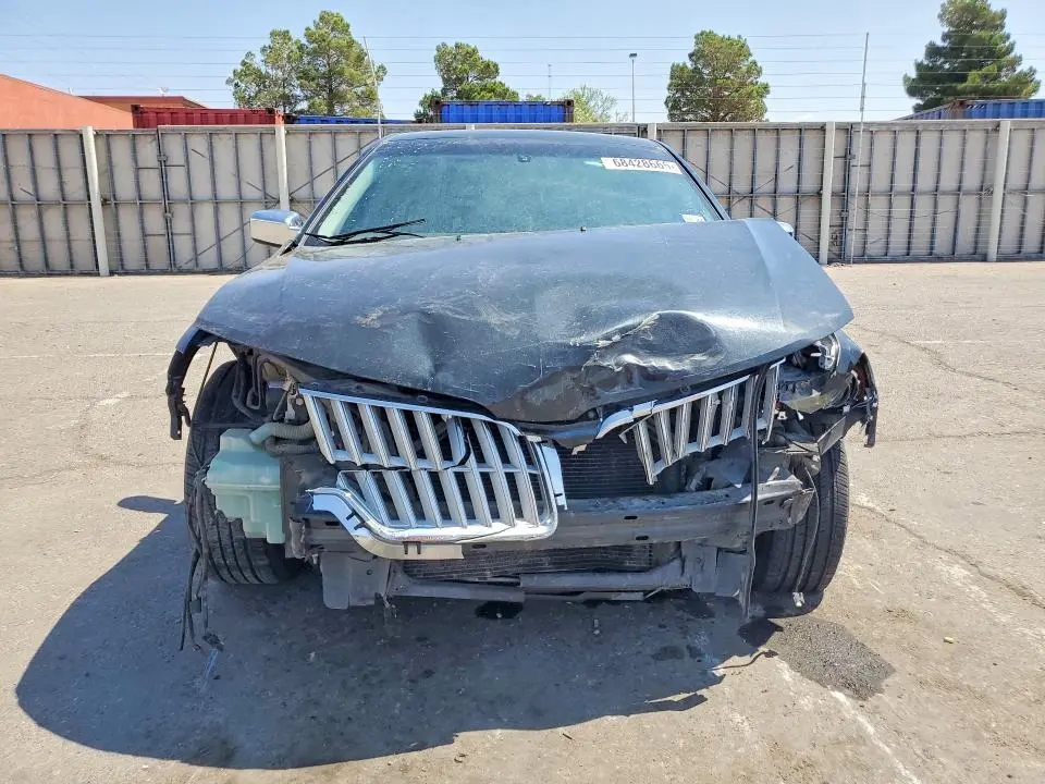 2012 LINCOLN MKZ   
