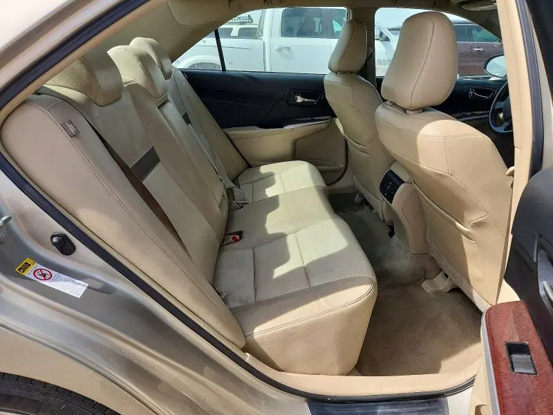 2014 TOYOTA CAMRY XLE  
