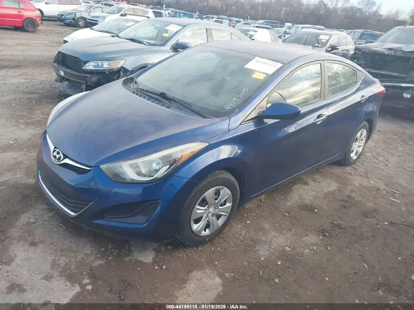 2016 HYUNDAI ELANTRA SE