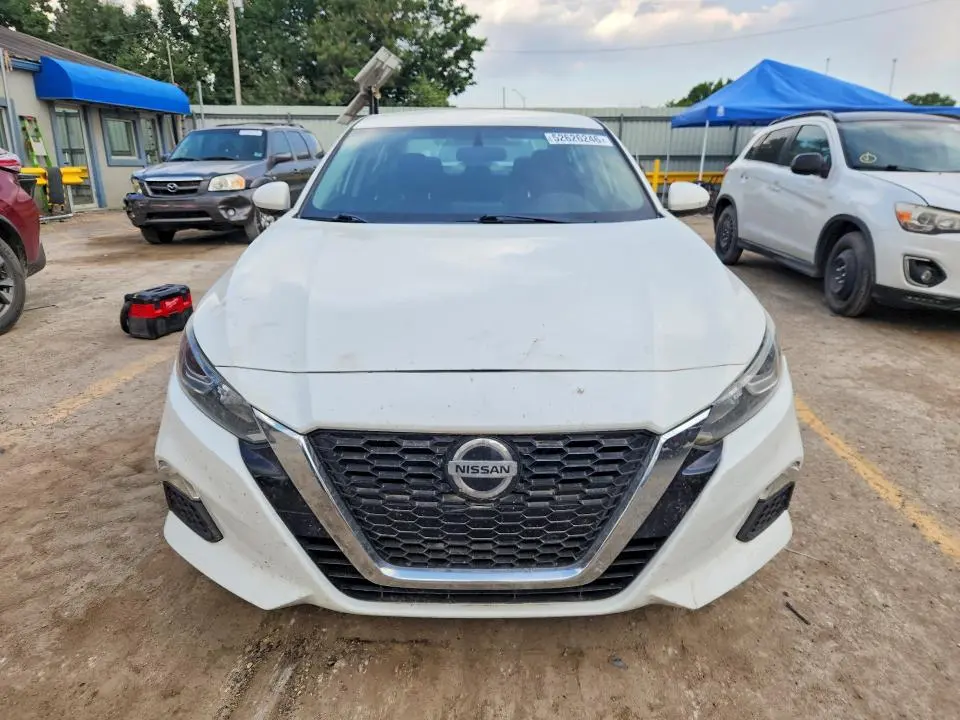 2019 NISSAN ALTIMA S  