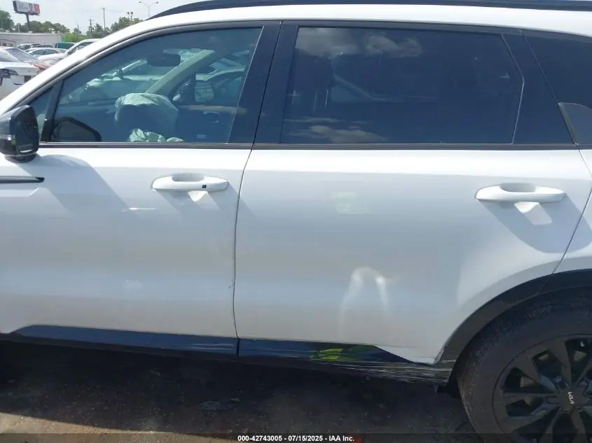 2023 KIA SORENTO SX
