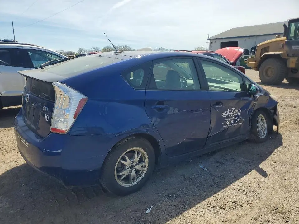 2011 TOYOTA PRIUS   