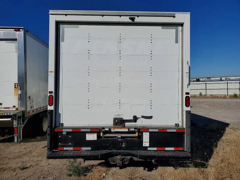 2022 GMC SAVANA BOX TRUCK