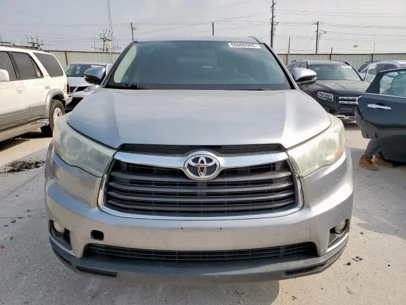 2016 TOYOTA HIGHLANDER XLE