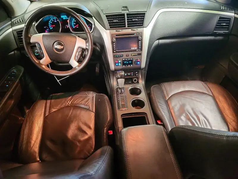 2012 CHEVROLET TRAVERSE LT  