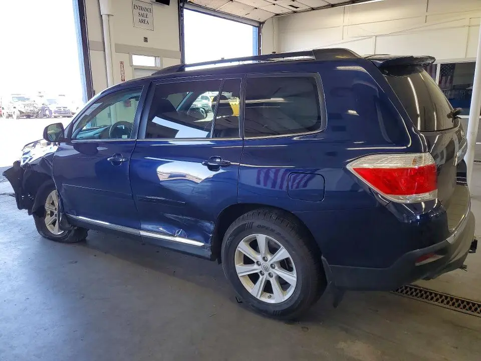2013 TOYOTA HIGHLANDER PLUS  