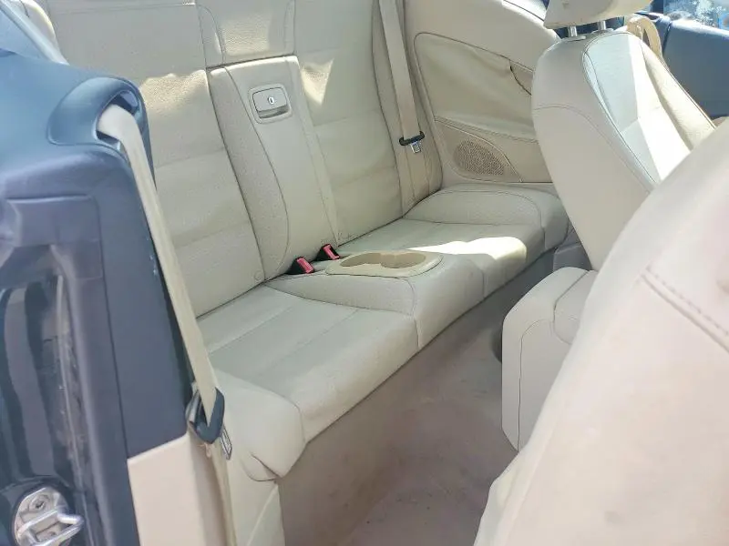 2011 VOLKSWAGEN EOS KOMFORT  