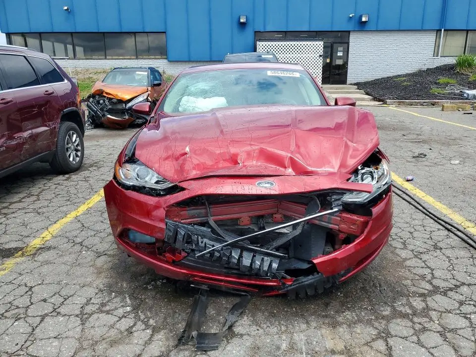 2018 FORD FUSION SE  