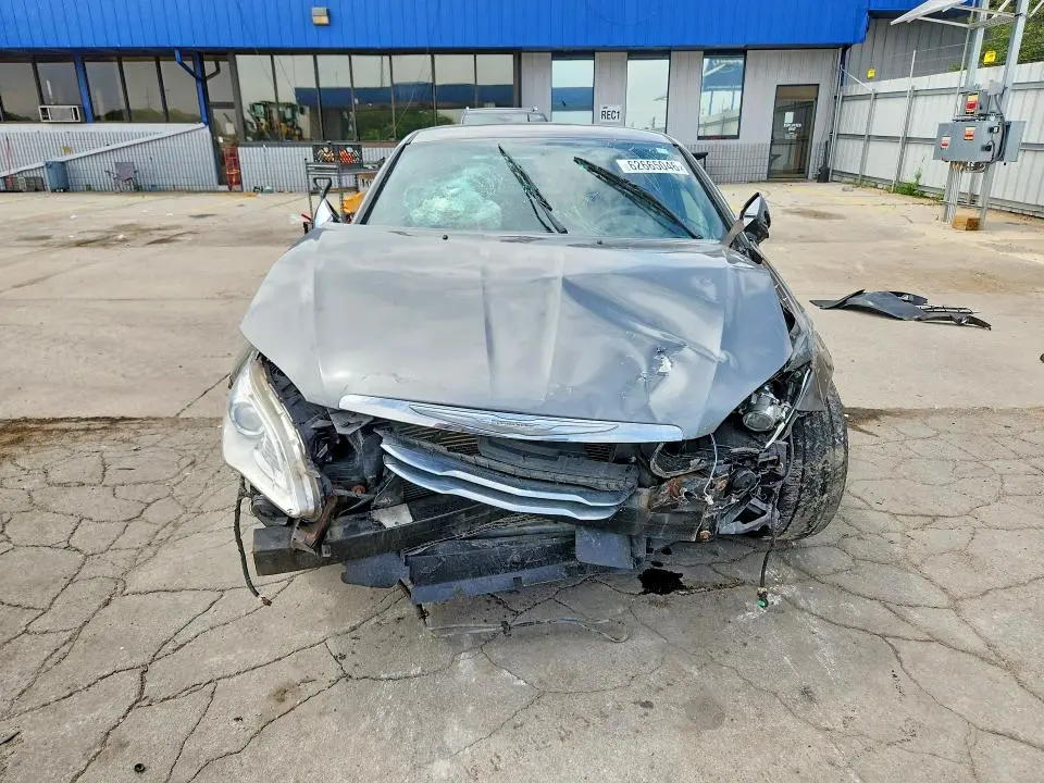 2012 CHRYSLER 200 LIMITED  