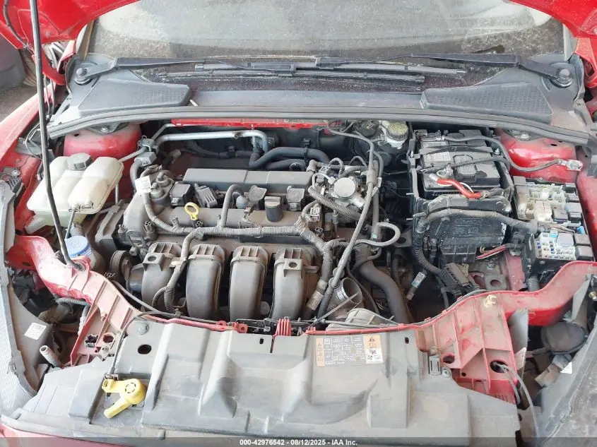 2015 FORD FOCUS SE