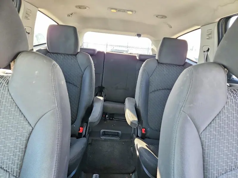 2012 CHEVROLET TRAVERSE LT  