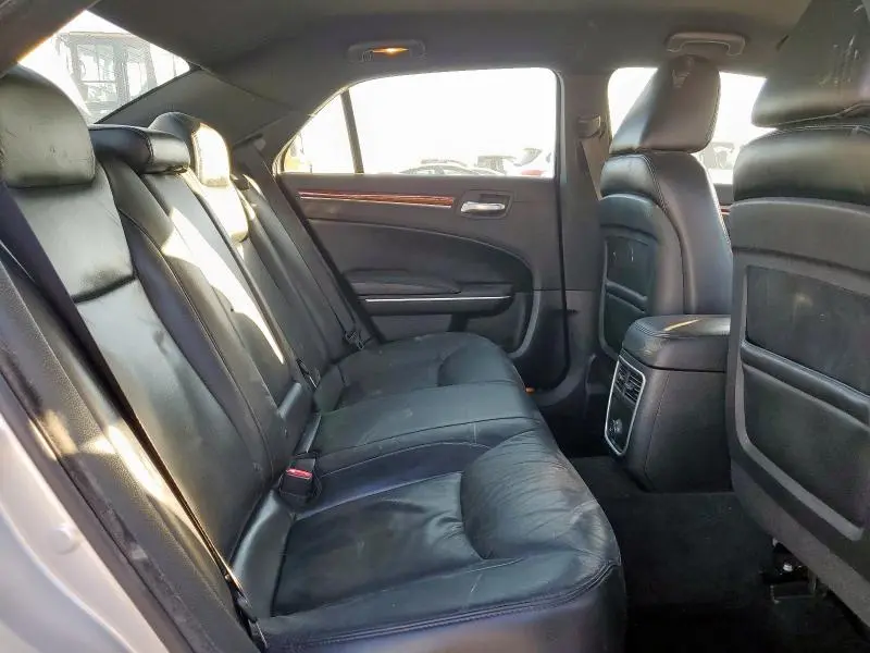 2012 CHRYSLER 300 LIMITED  