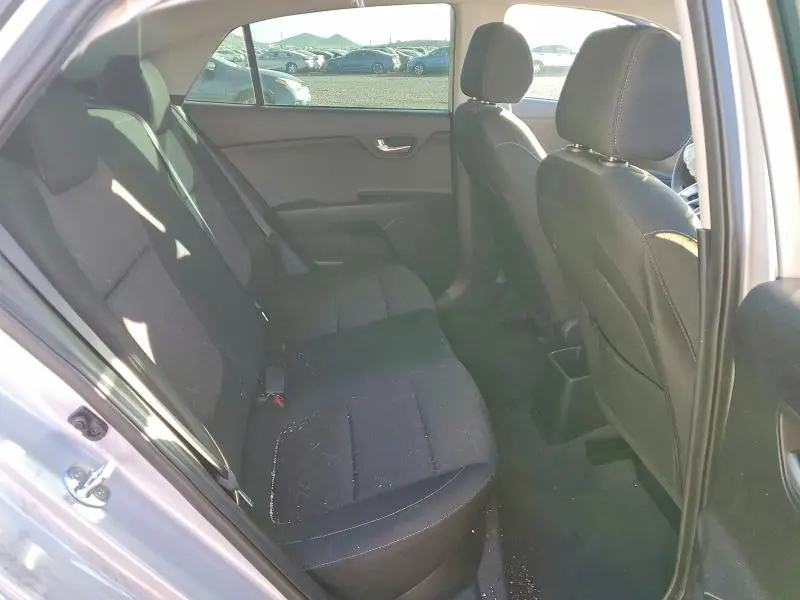 2022 KIA RIO LX  