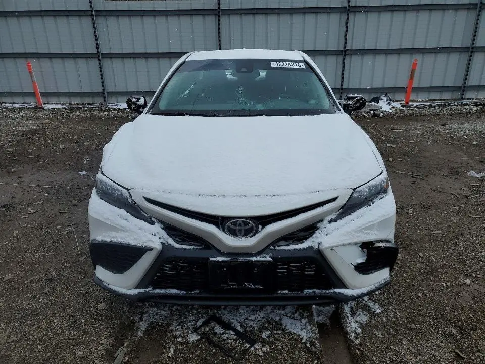 2022 TOYOTA CAMRY SE NIGHTSHADE  