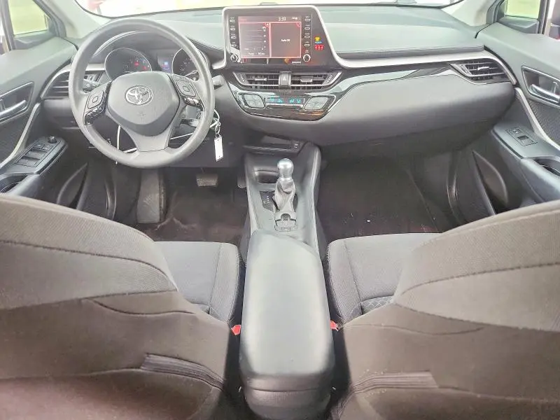 2020 TOYOTA C-HR LE  