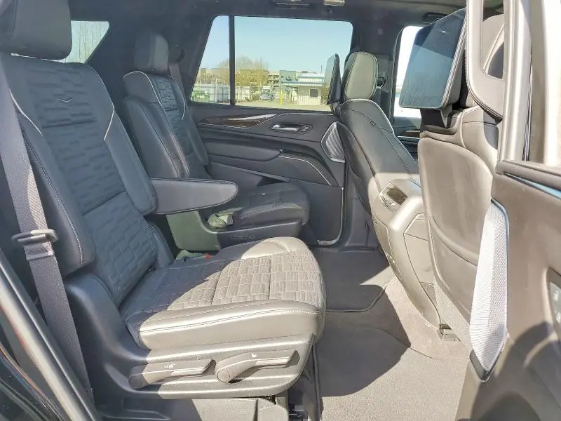 2023 CADILLAC ESCALADE PREMIUM LUXURY PLATINUM  