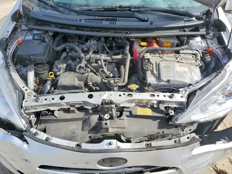 2013 TOYOTA PRIUS C TWO  