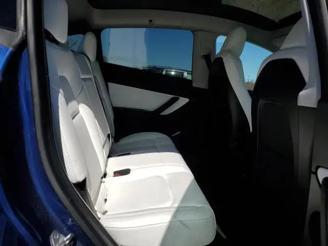 2022 TESLA MODEL Y 