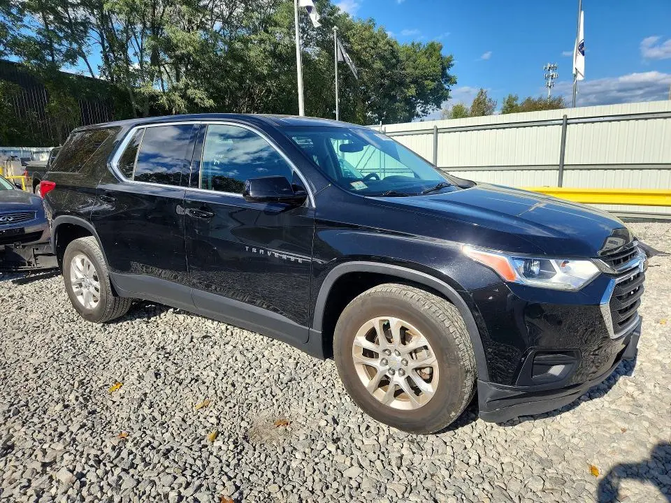 2019 CHEVROLET TRAVERSE LS  