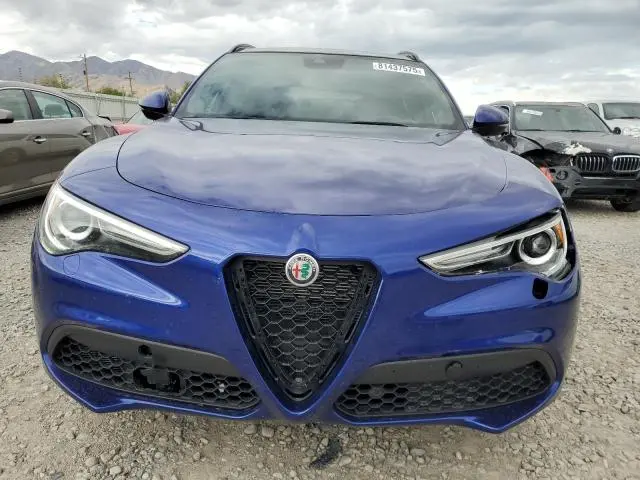 2022 ALFA ROMEO STELVIO TI  