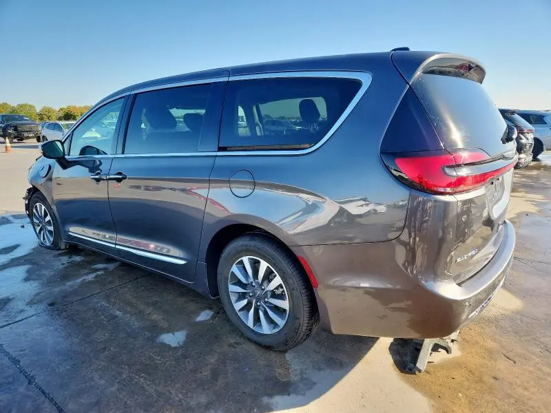 2023 CHRYSLER PACIFICA HYBRID LIMITED  