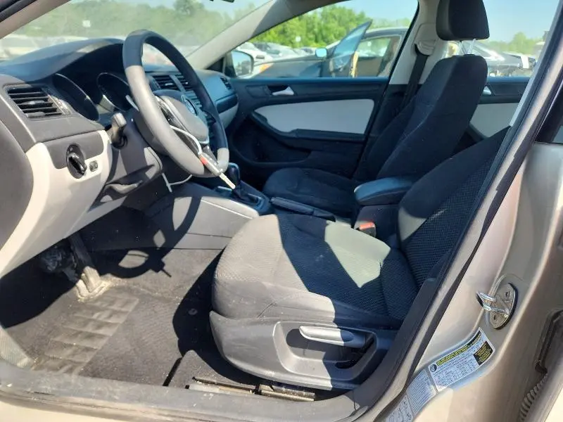 2015 VOLKSWAGEN JETTA BASE  