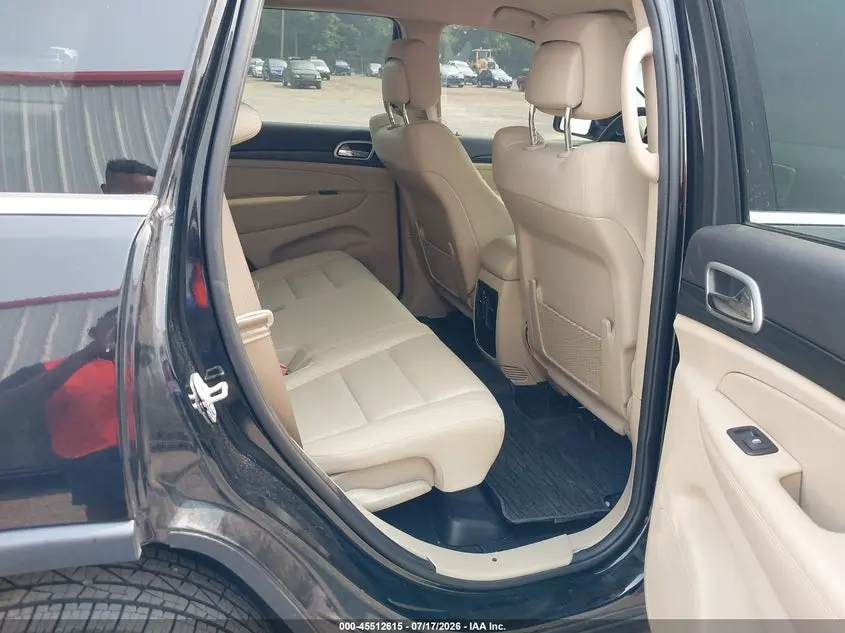 2019 JEEP GRAND CHEROKEE LAREDO E 4X4