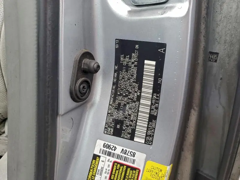 2014 TOYOTA SIENNA XLE  