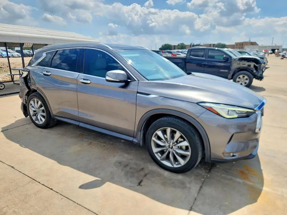 2020 INFINITI QX50 LUXE  