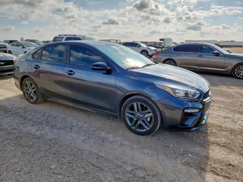 2021 KIA FORTE GT LINE  