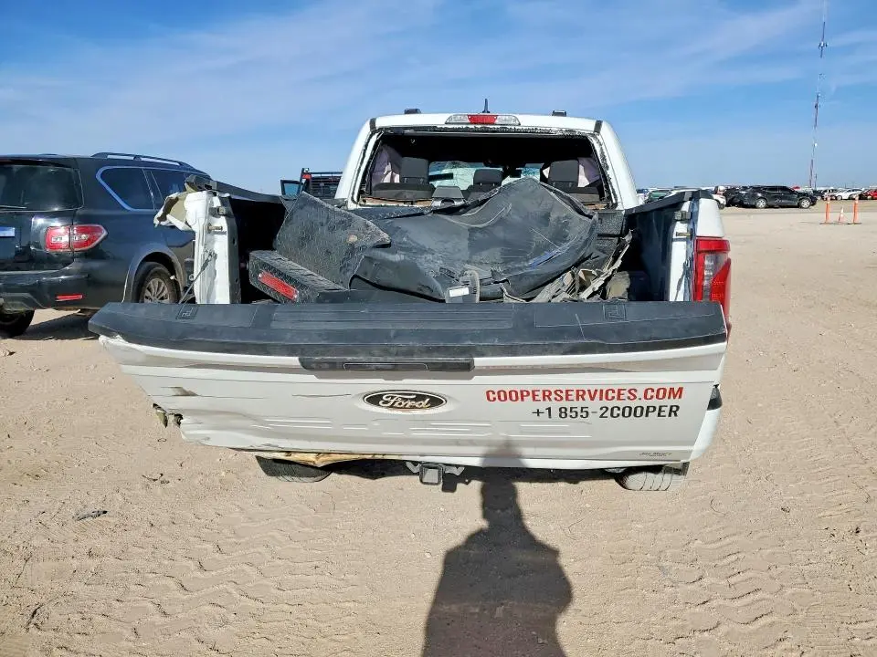 2024 FORD F150 STX  