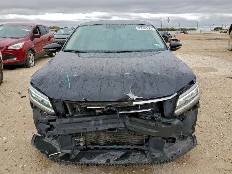 2016 VOLKSWAGEN PASSAT S  