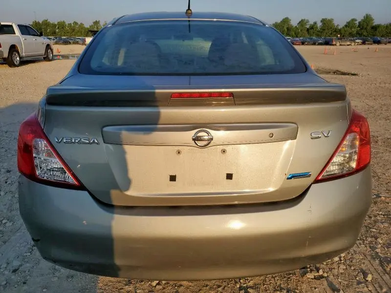 2013 NISSAN VERSA S  