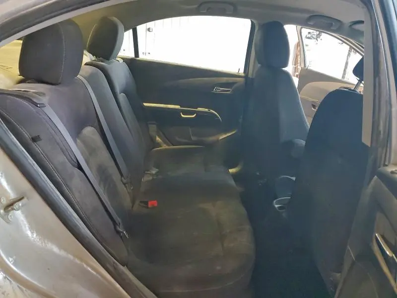 2015 CHEVROLET SONIC LT  