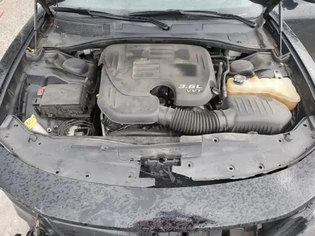 2015 DODGE CHARGER SE  