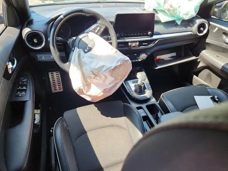 2023 KIA FORTE GT LINE  