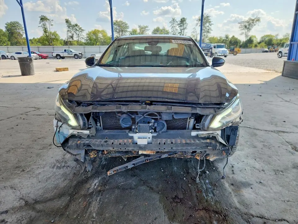2019 NISSAN ALTIMA SV  