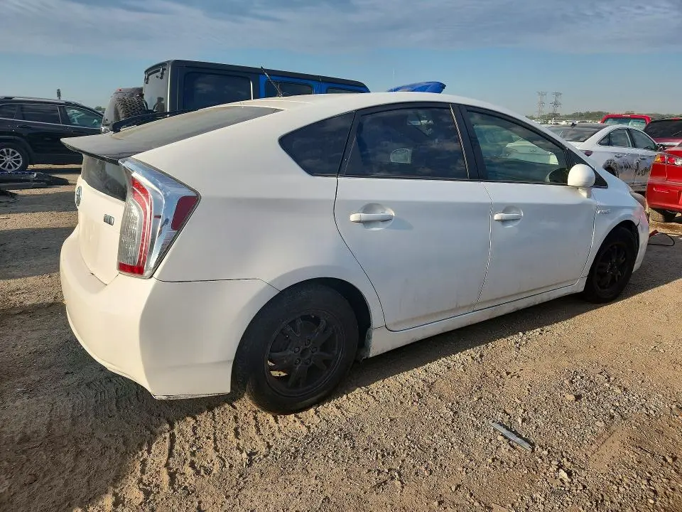 2012 TOYOTA PRIUS TWO  