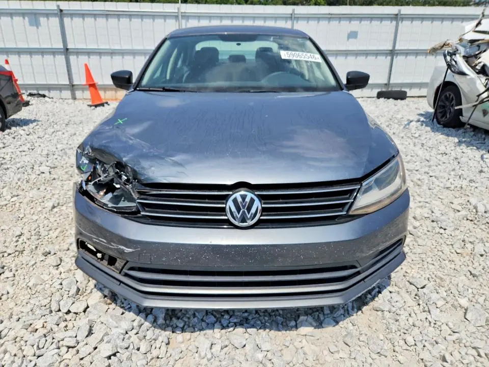 2015 VOLKSWAGEN JETTA SE  