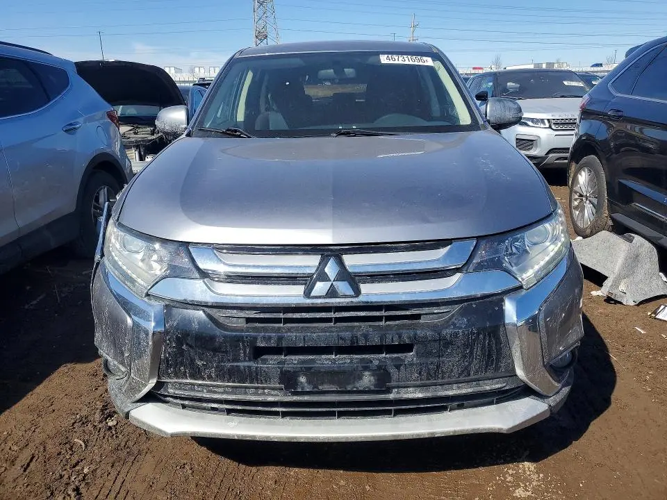 2017 MITSUBISHI OUTLANDER SE  