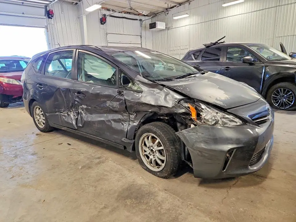 2012 TOYOTA PRIUS V THREE  