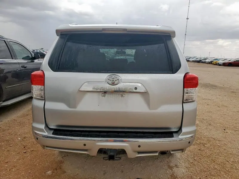 2013 TOYOTA 4RUNNER SR5  